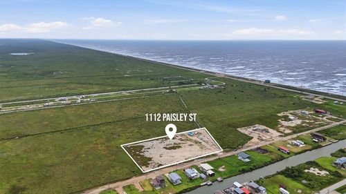 1112 Paisley St, Gilchrist, TX, 77617 | Card Image