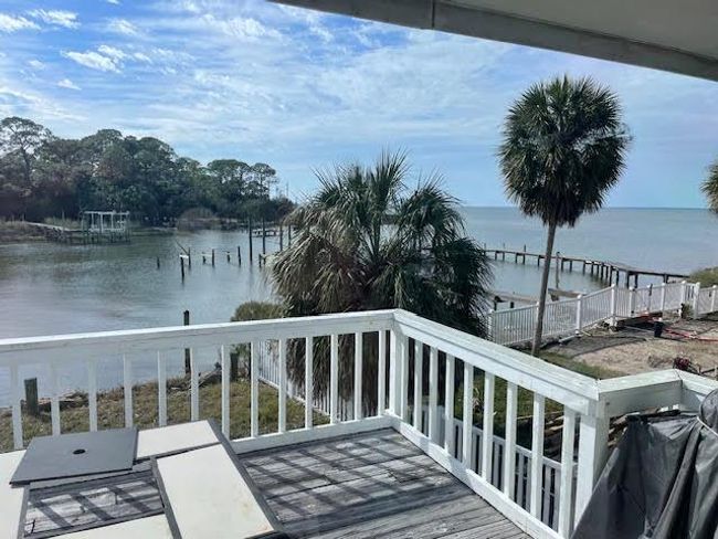 515 W Sawyer St, House other with 3 bedrooms, 3 bathrooms and 6 parking in St. George Island FL | Image 48