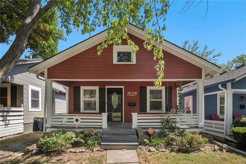 7529 Jefferson St, Kansas City, MO, 64114-1725 | Card Image