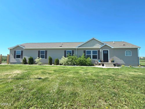 3223 125y Ave Nw, Watford City, ND, 58854-8003 | Card Image
