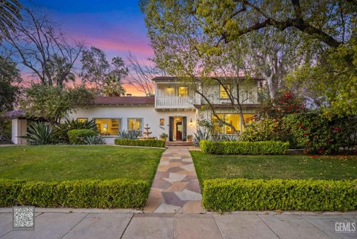 3020 21st St, Bakersfield, CA, 93301 | Card Image