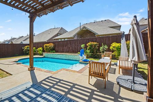 3323 Royal Ridge Dr, Rockwall, TX, 75087-6689 | Card Image