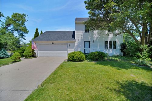 700 Maryknoll Dr, Lockport, IL, 60441-2299 | Card Image
