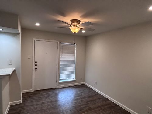 216-4300 Congress Ave, Dallas, TX, 75219-2578 | Card Image