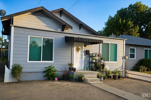 1823 Cherry Street, Bakersfield, CA, 93304 | Card Image