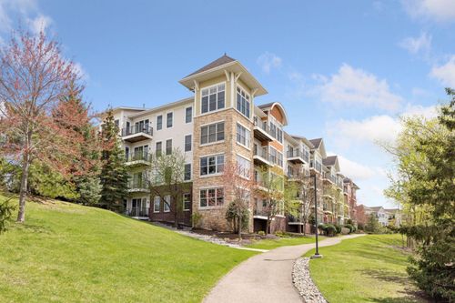 unit-105-3110 N Chestnut St, Chaska, MN, 55318-4594 | Card Image