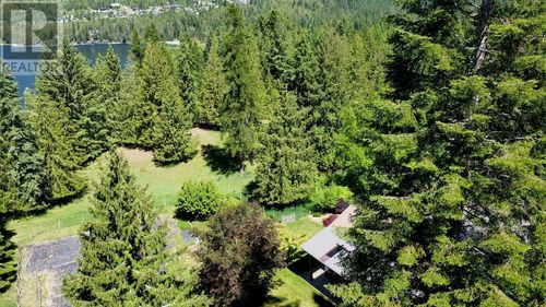 7047 Harrop-Procter Rd, Central Kootenay Rd Rural, BC, V1L6R3 | Card Image