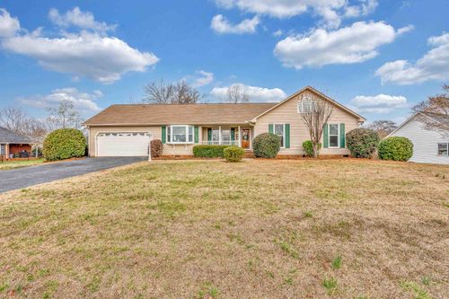 437 Cresthaven Dr, Spartanburg, SC, 29316-5766 | Card Image