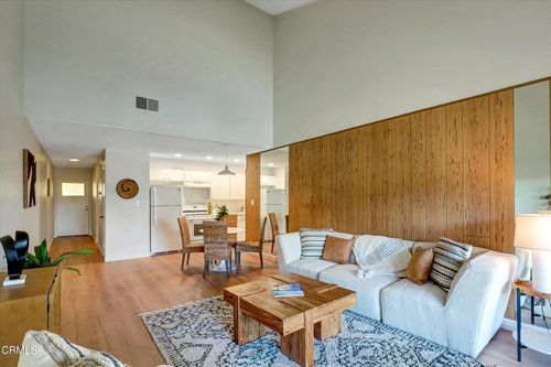 656 Sunfish Way, Port Hueneme, CA, 93041-3518 | Card Image