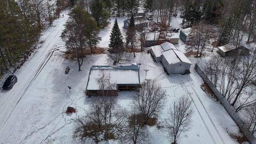 770 Roberts Dr, Harrison, MI, 48625-9758 | Card Image