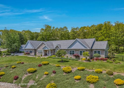 l-1000 Scenic Dr, Clarks Summit, PA, 18411-9209 | Card Image