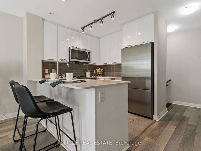 103 - 5025 4 Springs Ave, Condo with 3 bedrooms, 3 bathrooms and 2 parking in Mississauga ON | Image 5