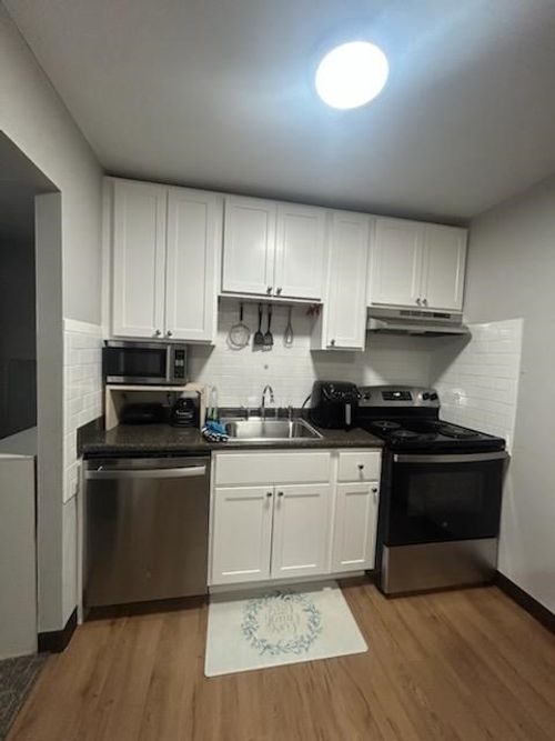 31-21 Wyeth St, Malden, MA, 02148-5647 | Card Image