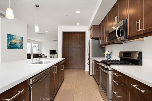 unit-303-2810 Wagon Wheel Rd, Oxnard, CA, 93036-1184 | Card Image