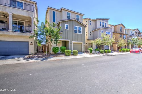 657 W Flintlock Way, Chandler, AZ, 85286-6485 | Card Image