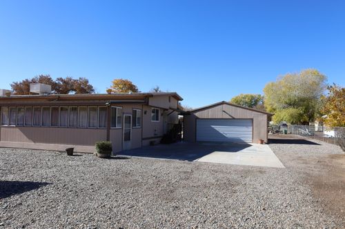 1695 La Mancha Ln, Bosque Farms, NM, 87068-9364 | Card Image