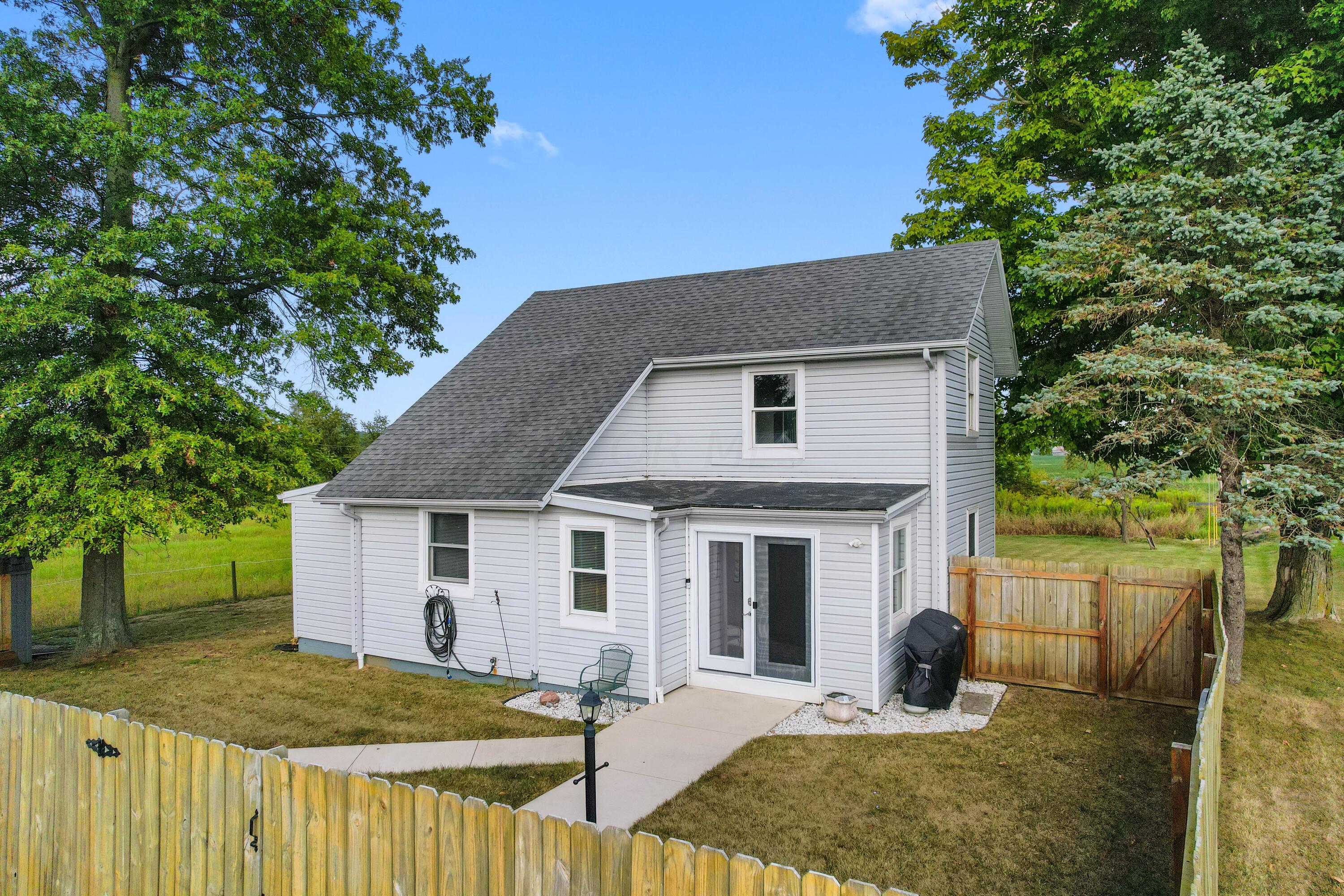 Davis Drive Rd, Heath, OH 43056