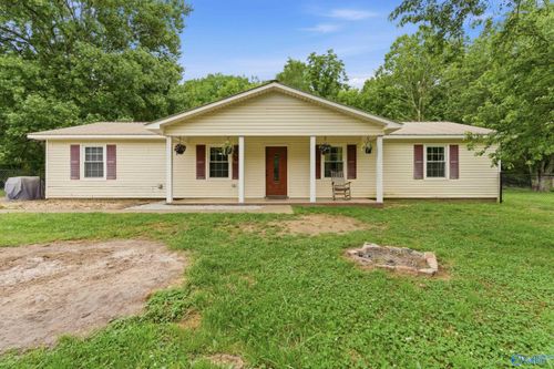 994 County Road 183, Woodville, AL, 35776-7812 | Card Image