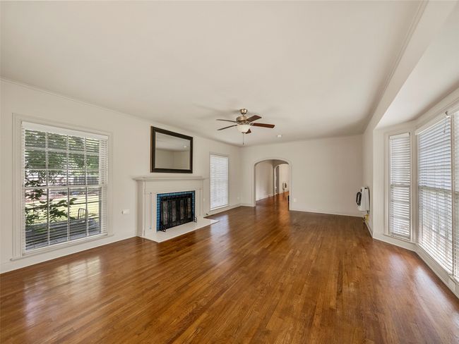 601 N Main St, House other with 3 bedrooms, 2 bathrooms and null parking in Leonard TX | Image 7