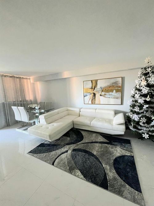 apt-409-9410 W Flagler St, Miami, FL, 33174-2042 | Card Image