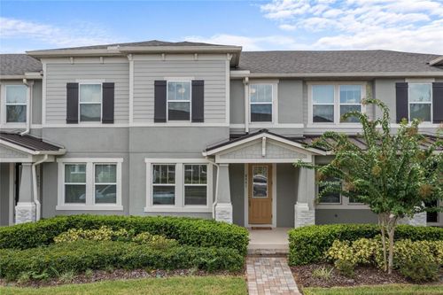 8061 Glenlloyd Ave, WINTER GARDEN, FL, 34787-9483 | Card Image