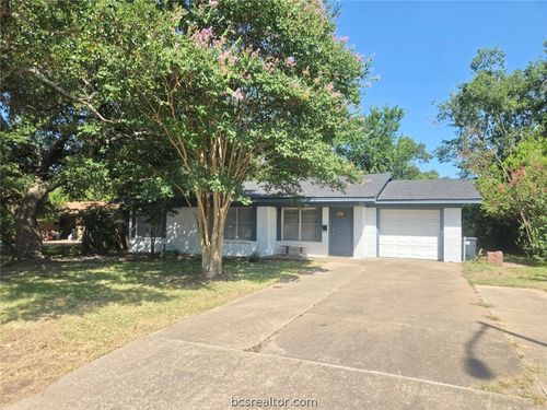513 Gilchrist Ave, College Station, TX, 77840-2509 | Card Image