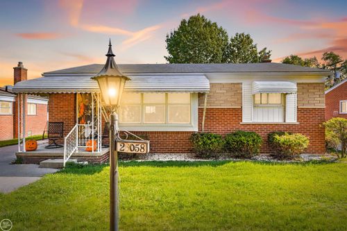 26058 La Salle Ct, Roseville, MI, 48066-3203 | Card Image