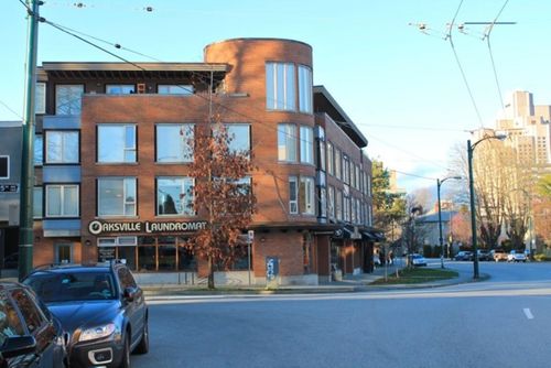 209-3089 Oak Street, Vancouver, BC, V6H2K8 | Card Image