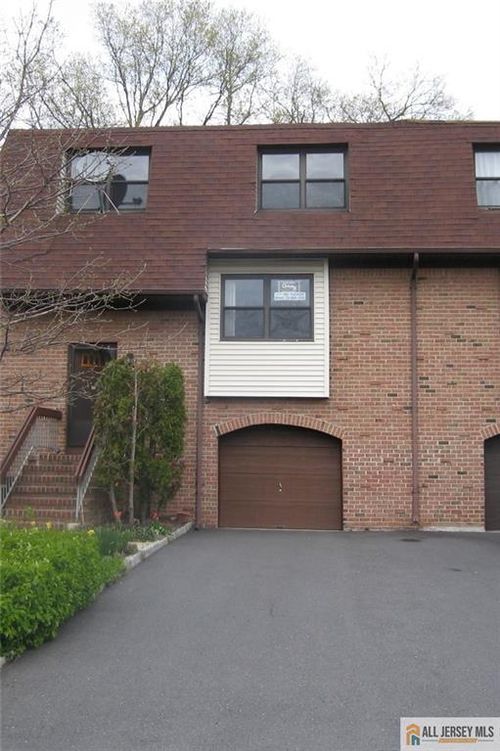 3203 N Oaks Blvd, North Brunswick, NJ, 08902-2133 | Card Image