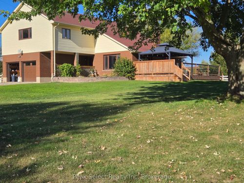 20076 Cherryhill Rd, Thames Centre, ON, N0M2M0 | Card Image