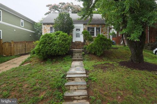 4827 16th Rd N, ARLINGTON, VA, 22207-2026 | Card Image