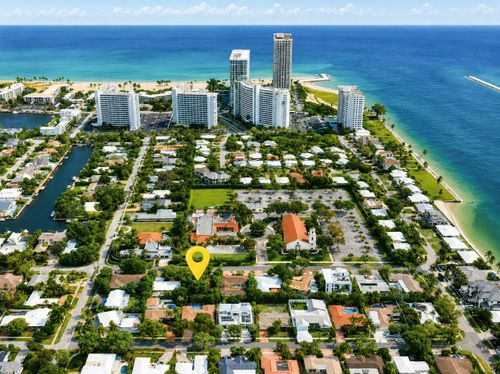 1943 Marietta Dr, Fort Lauderdale, FL, 33316-3248 | Card Image