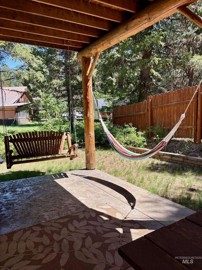 1413 Stone Ln, House other with 2 bedrooms, 2 bathrooms and null parking in McCall ID | Image 24