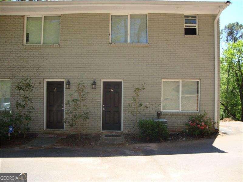 2 2451 Peachwood Circle Ne, For Rent in Atlanta Zoocasa