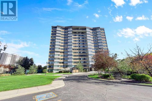 203-90 Fisherville Road, Toronto (Westminster-Branson), ON, M2R3J9 | Card Image