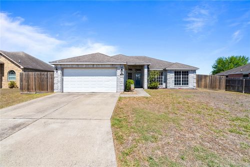 1708 Brook Ln, Kingsville, TX, 78363-2832 | Card Image