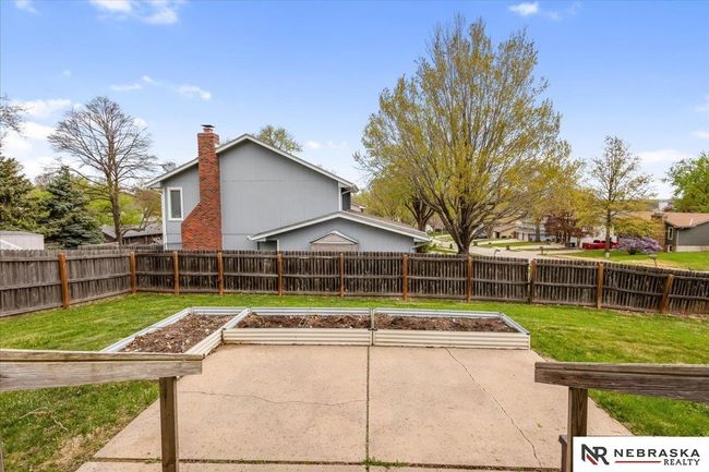 3102 Lynnwood Dr, House other with 4 bedrooms, 4 bathrooms and 2 parking in Bellevue NE | Image 36