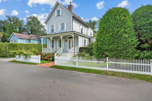 2 Logan Pl, Norwalk, CT, 06853-1403 | Card Image