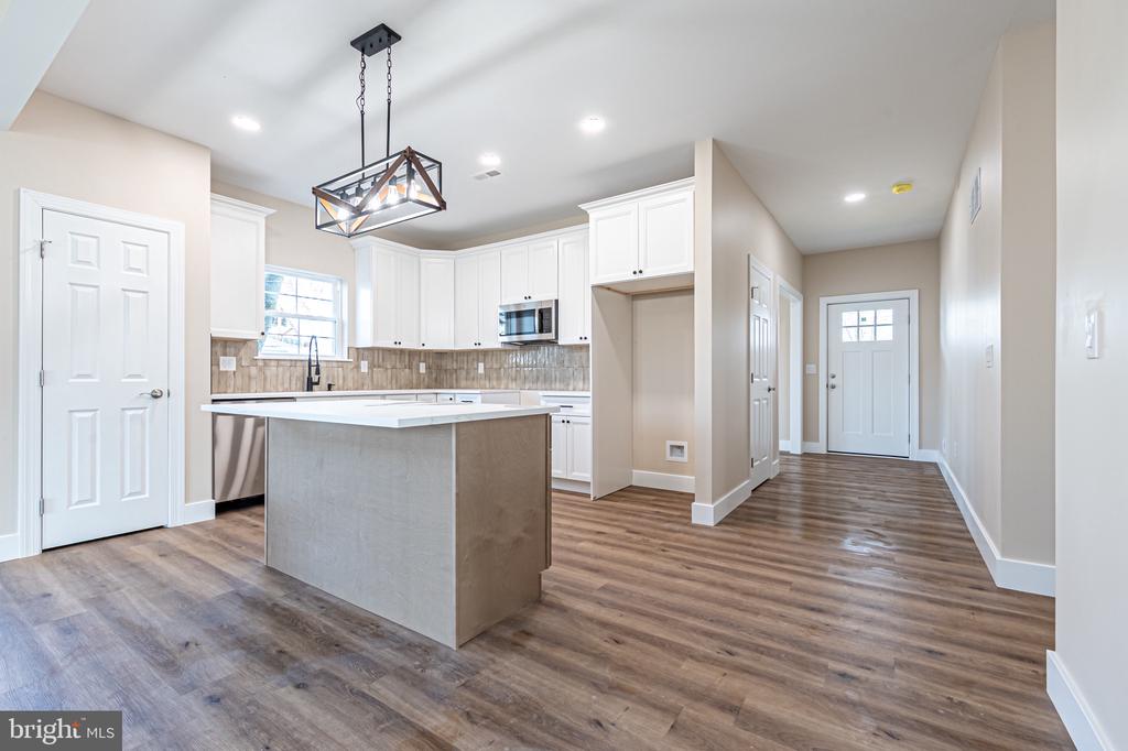 Residential Lease in MILLVILLE 4