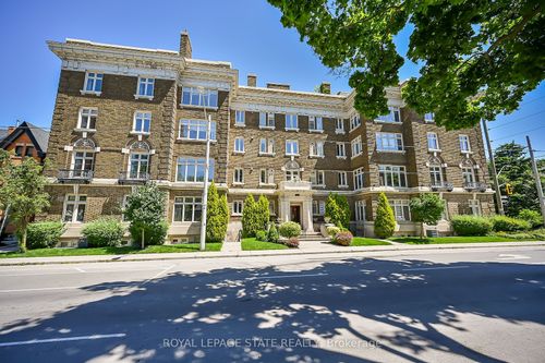 41-86 Herkimer St, Hamilton, ON, L8P2G7 | Card Image