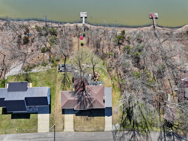 591 Shore Dr, House other with 3 bedrooms, 2 bathrooms and 2 parking in Big Sandy TN | Image 60