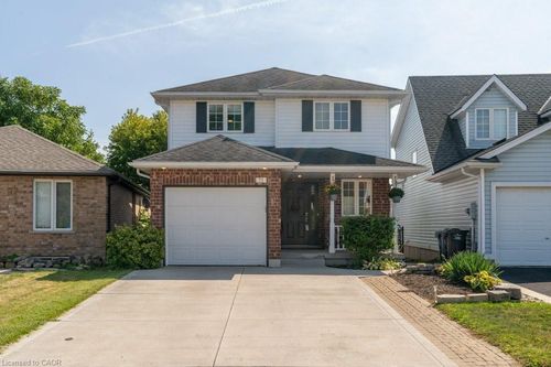 71 Waxwing Cres, Guelph, ON, N1C1E3 | Card Image