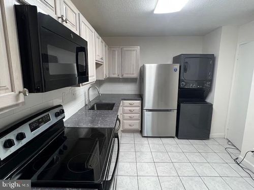 apt-711-309 Yoakum Pkwy, ALEXANDRIA, VA, 22304-3933 | Card Image