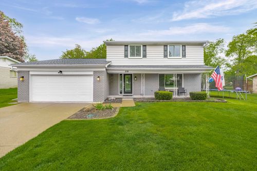 238 Lisa Cir, White Lake, MI, 48386-3449 | Card Image