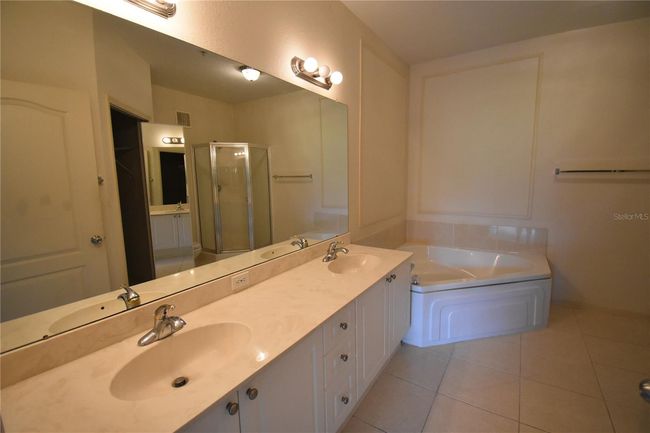 UNIT-420A - 2722 Via Tivoli, Condo with 2 bedrooms, 2 bathrooms and null parking in Clearwater FL | Image 10
