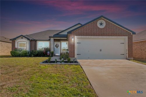 137 Lignite Dr, Jarrell, TX, 76537-1475 | Card Image