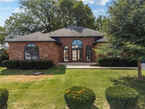 41 Clipper Dr, Lake Tapawingo, MO, 64015-9655 | Card Image