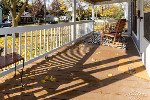 1108 N Linn St, Bay City, MI, 48706-3739 | Card Image