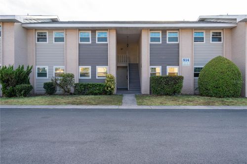 apt-c-814 Sky Lake Cir, ORLANDO, FL, 32809-7188 | Card Image