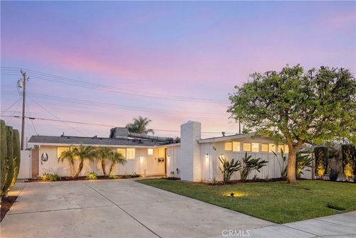 724 N Vine St, Anaheim, CA, 92805-2024 | Card Image